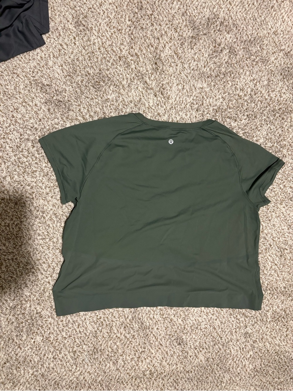 lululemon athletica Olive Green Short Sleeve Tee size 8. Loose fitting.